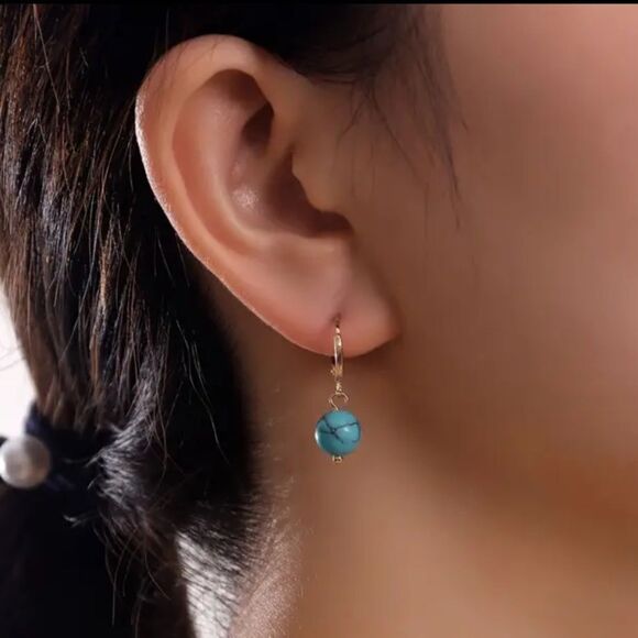 ✨ 🆕 ✨ Elegant 14K Gold Plated Turquoise Decor Dangle Earrings ✨ - Picture 1 of 12